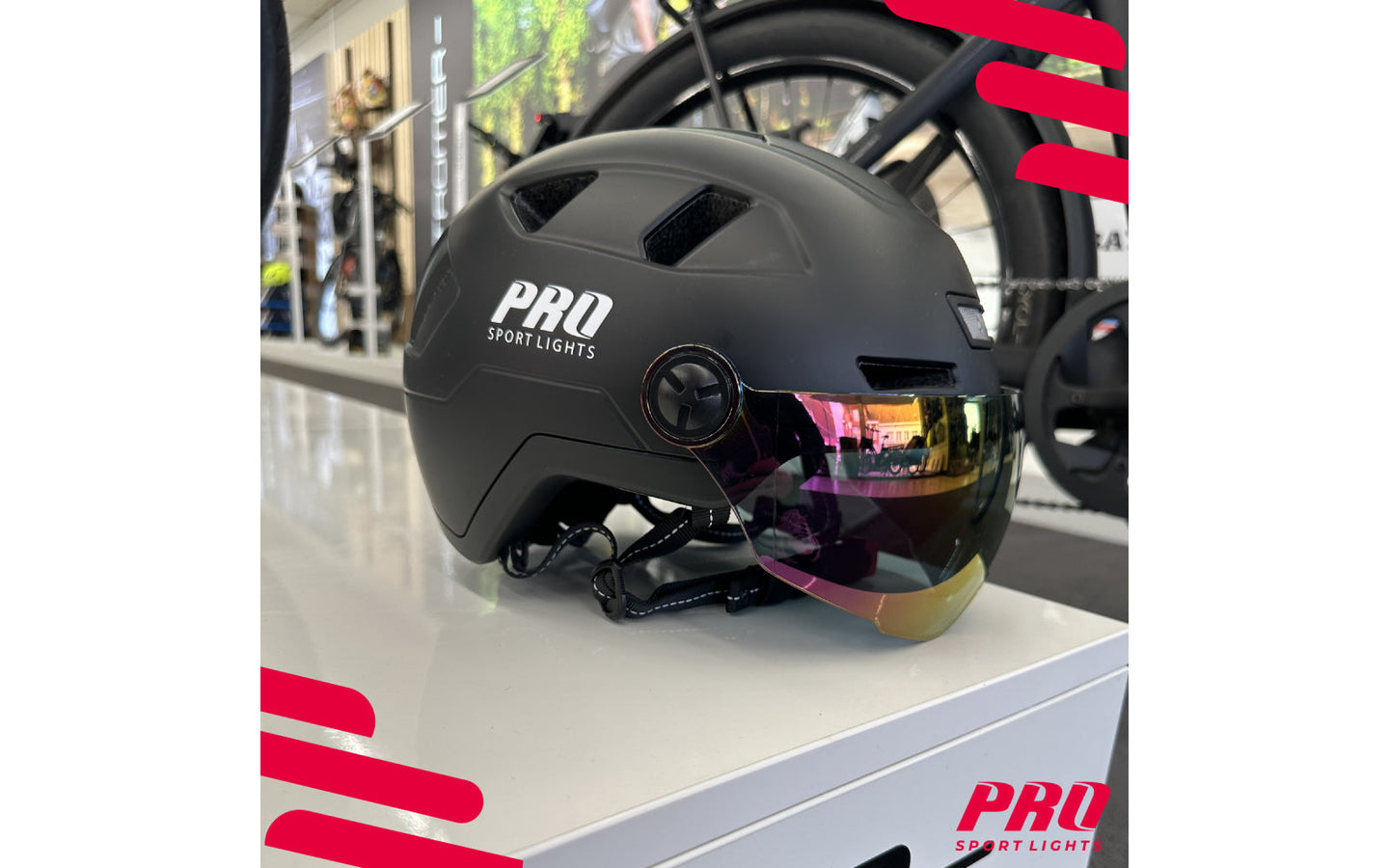 Flashdeal: Fietshelm met vizier en oorwarmers - Pro Sports Lights - L - afbeelding 3