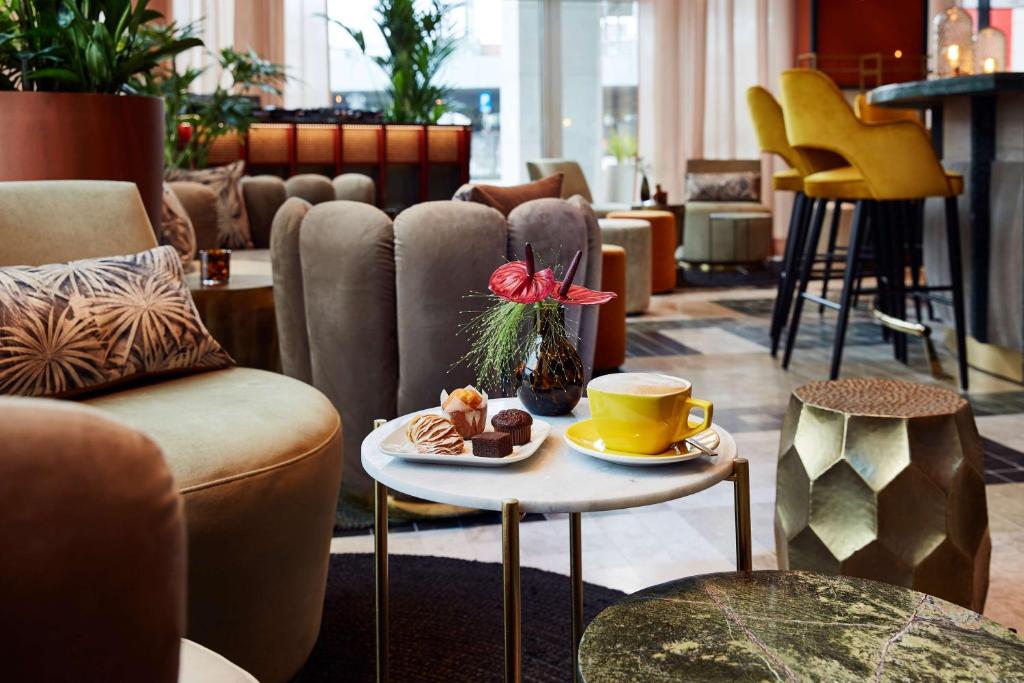 Lindner Hotel Antwerp x Cirque Du Soleil | Exclusief: 4* hotelovernachting incl. entreetickets voor Cirque du Soleil kerstshow - afbeelding 10